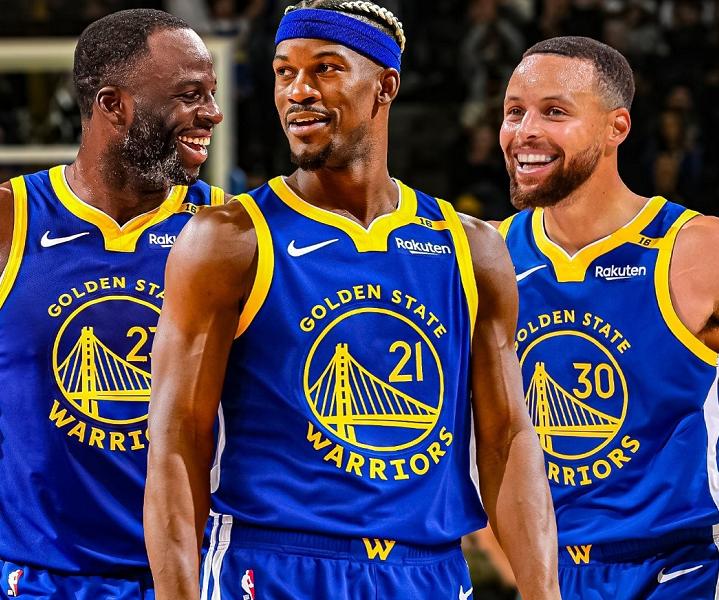 如今则在迈 如今则在迈